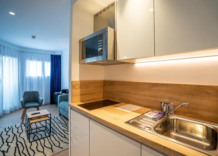 Hotel apartamentowy Abba Playa De Gros 4*